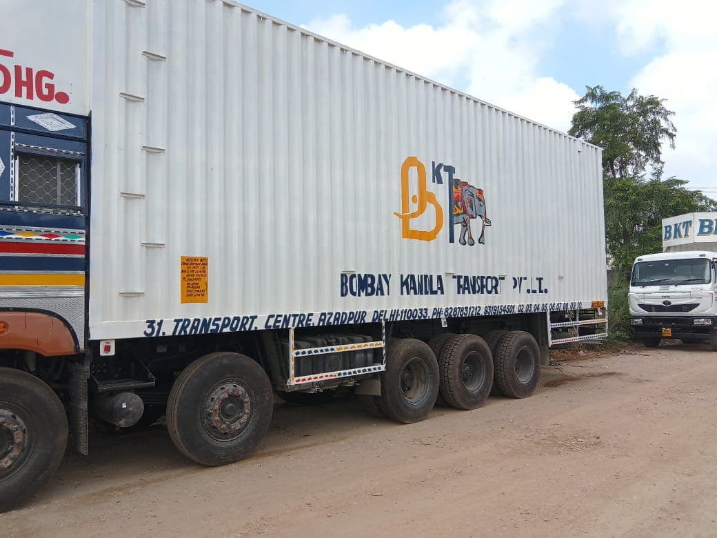 BKT supply chain operations across primary movement, cross-dock and last-mile distribution